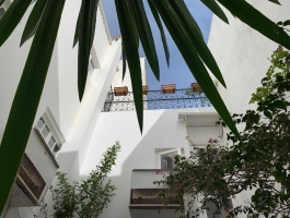 à Assilah, charmant petite medina proche de Tanger, petit Dar, entièrement rénové avec goût. 